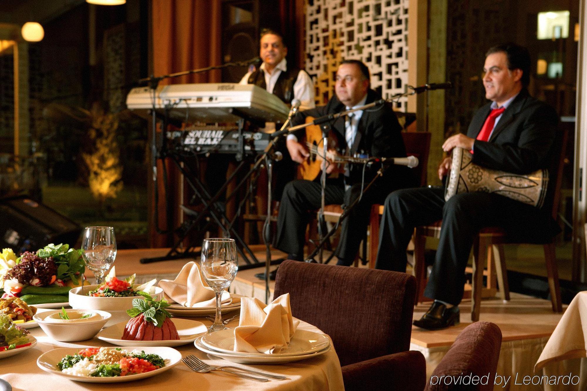 Erbil Rotana Hotel Restaurant billede